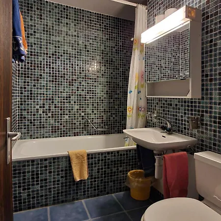 Serviced Wallis 3* 莫雷尔