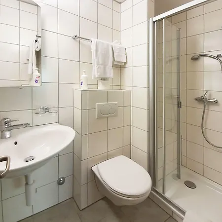 Serviced Wallis 住宿加早餐酒店 莫雷尔