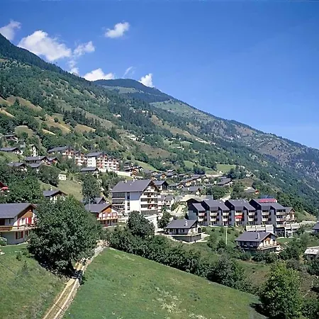 Oda ve Kahvaltı Serviced Wallis