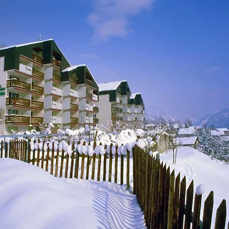 Bed & Breakfast Serviced Apartments Wallis 3*