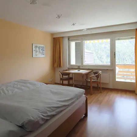 Bed & Breakfast Serviced Apartments Wallis 3*