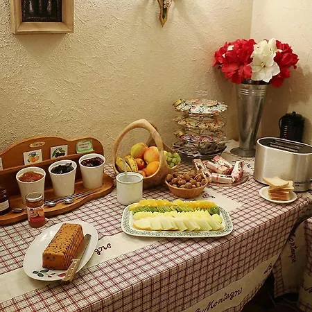 Serviced Apartments Wallis Morel