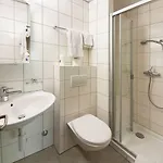 Serviced Wallis Bed & Breakfast Mörel
