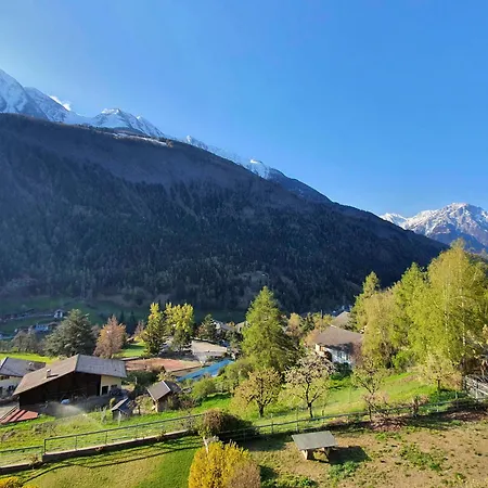 Bed & Breakfast Serviced Apartments Wallis 3*