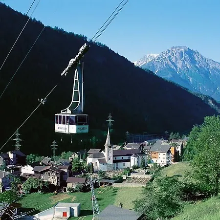 Serviced Wallis Bed & Breakfast Mörel