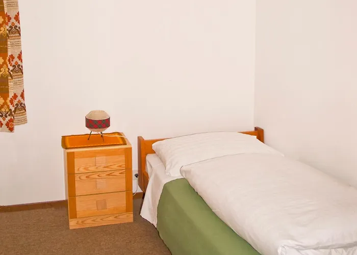 Bed & Breakfast Serviced Apartments Wallis