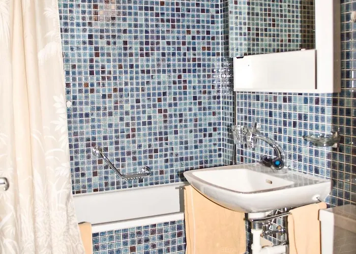 Serviced Apartments Wallis 3*