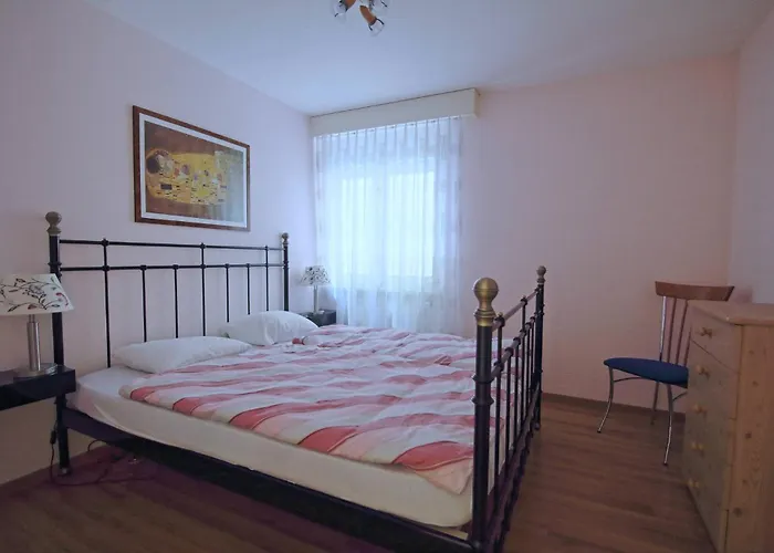 Serviced Apartments Wallis Bed & Breakfast