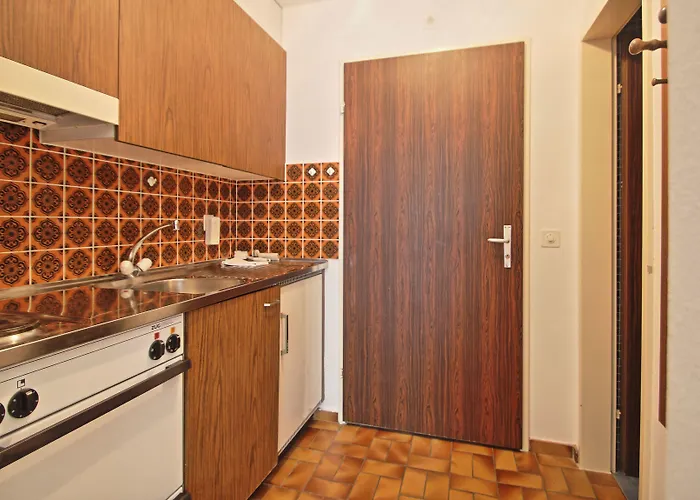 Bed & Breakfast Serviced Apartments Wallis 3*