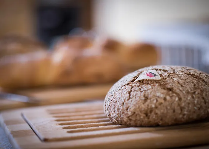 Serviced Apartments Wallis 3* Morel