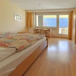 Serviced Apartments Wallis Morel